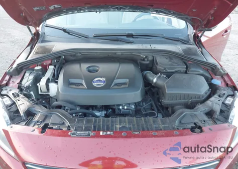 2015 Volvo S60 T5 Premier z USA, uszkodzony, nr VIN YV140MFK5F1346687